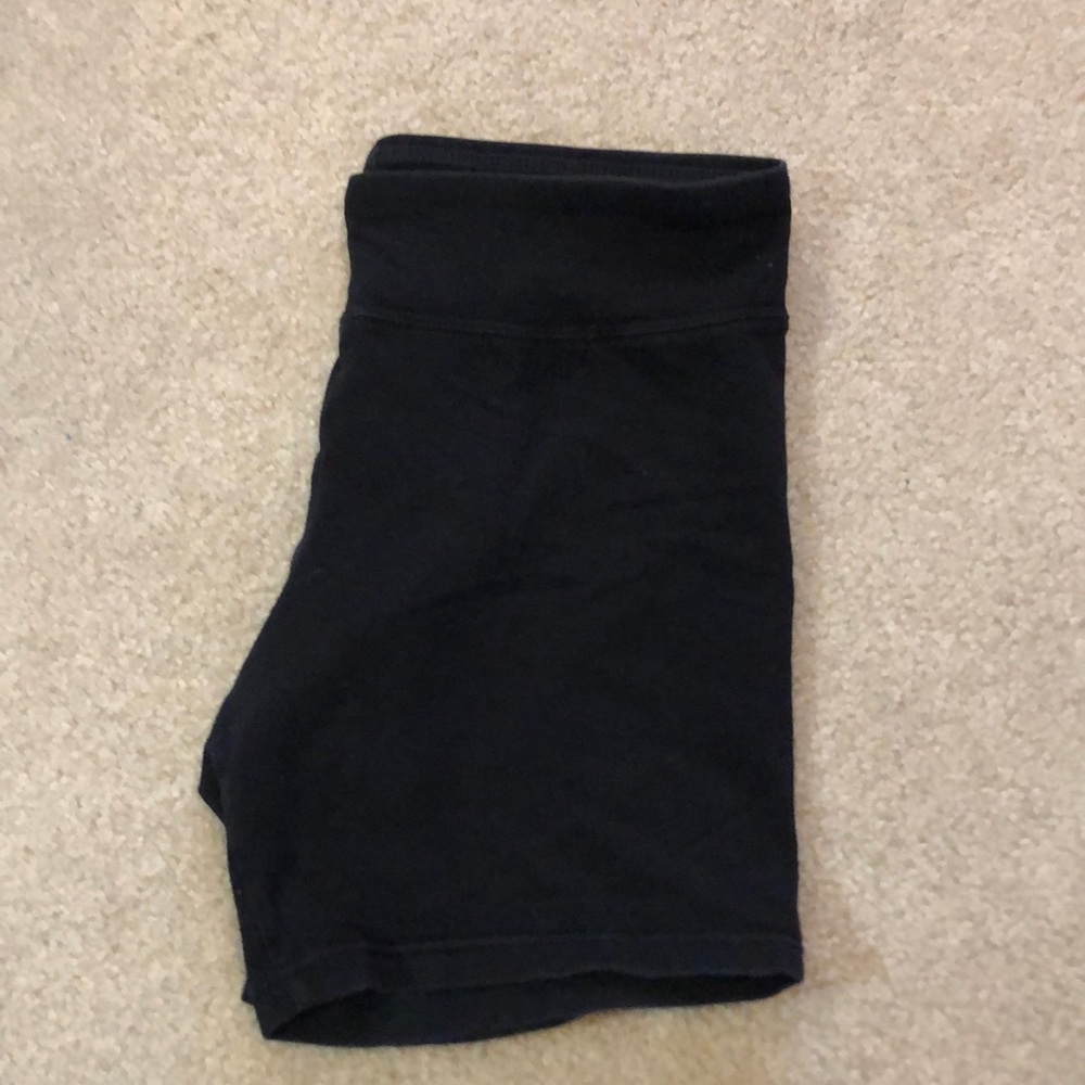 Black cotton biker shorts Size: M